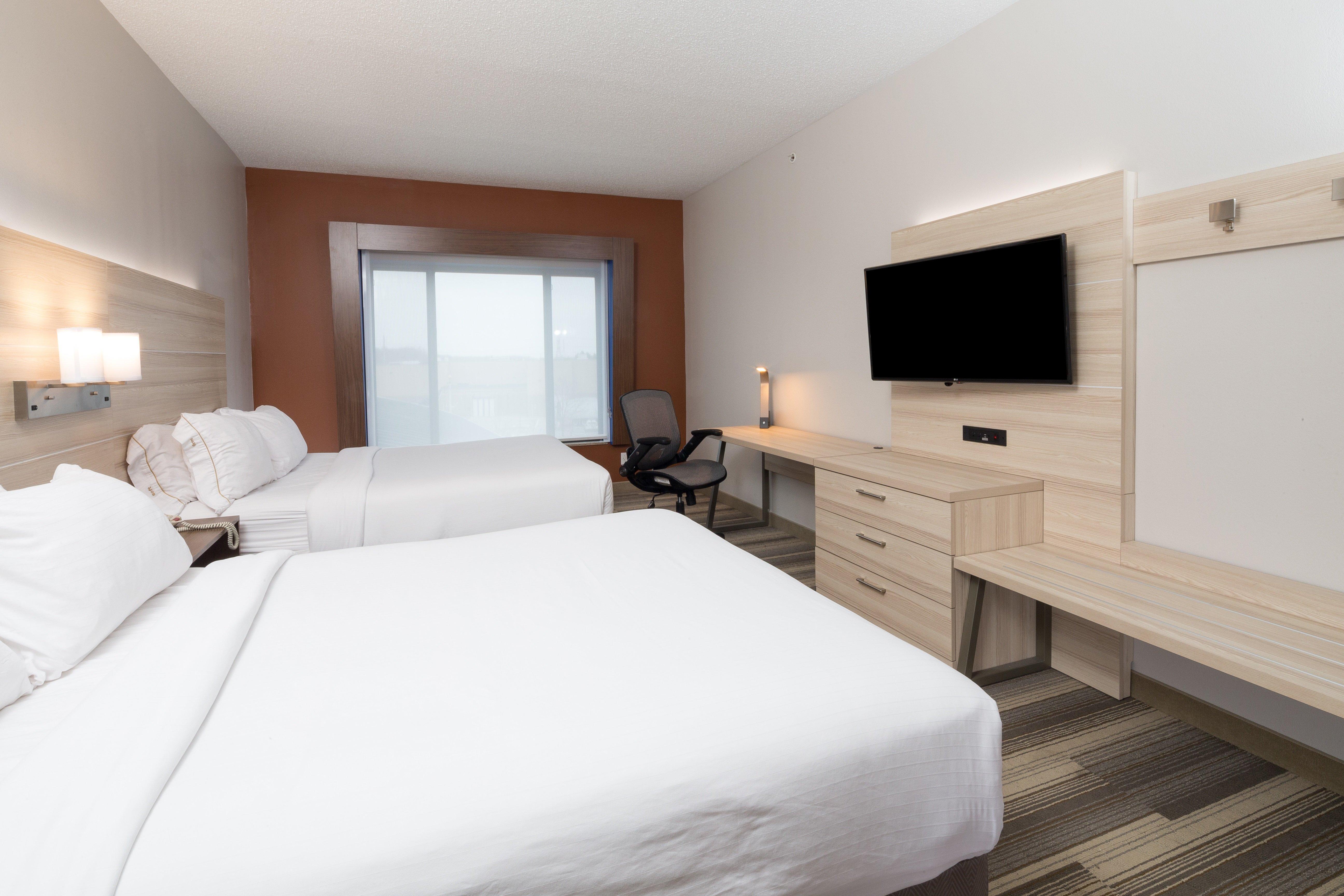 Holiday Inn Express Hotel & Suites Grand Blanc By Ihg Exterior photo